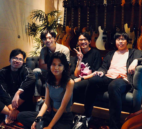 Group Picture.jpg