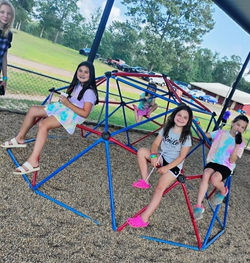 518272096_750261784174204_4595138283578110075_n_edited