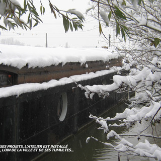 The barge under the snow