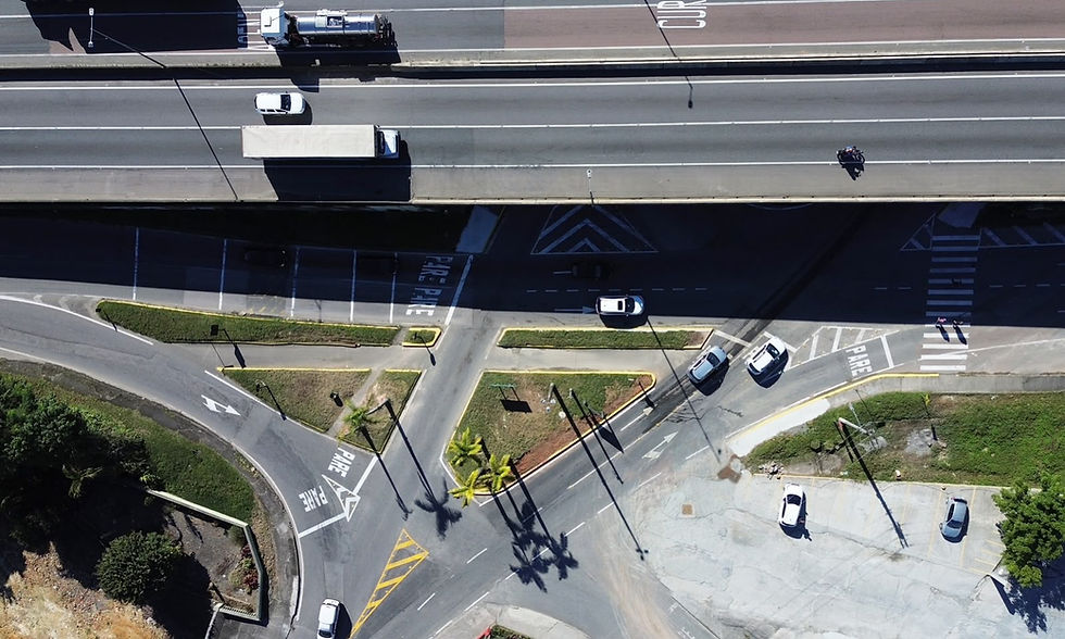 Novas faixas na rua Ottokar Doerffel, no entroncamento com a BR-101, reduzem tempo de deslocamento em 30%