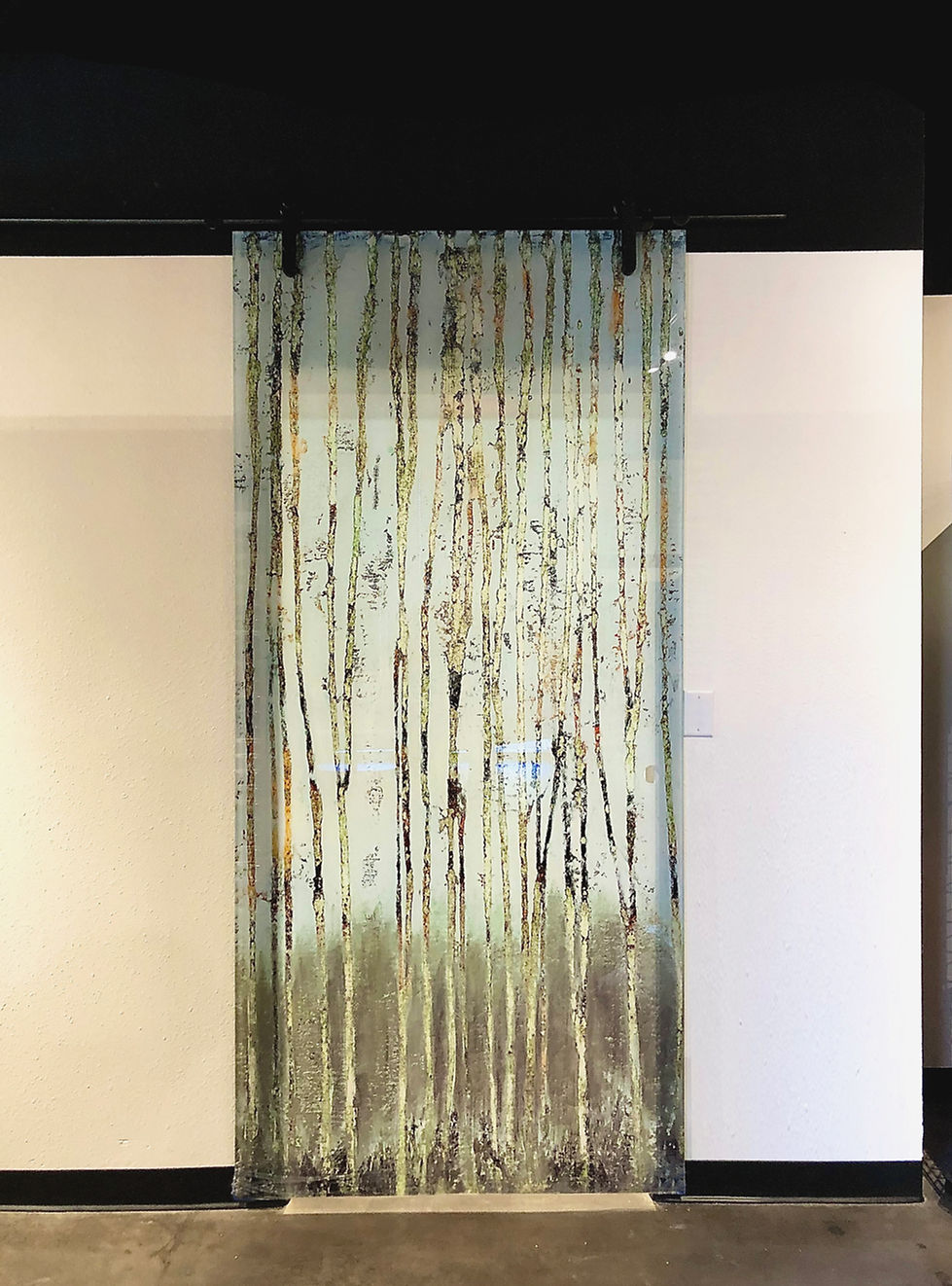 GLASSplash incorporates original art into panels of tempered glass, to provide stunningly unique additions to a kitchen and bath backsplash, along with offices and other environments.