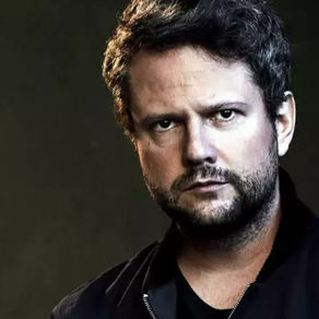 Zero K | Selton Mello entra para elenco de sci-fi com estrela de 'Ruptura'