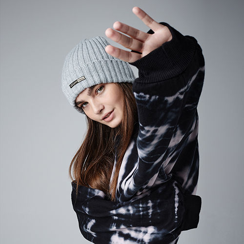 Vegan Chunky Ribbed Beanie with subtle vegan logo from Vegan Happy Clothing in 4 colours