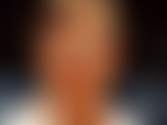 အင်းစိန်ထောင်ကနေ သတင်းစာဆရာဦးစည်သူအောင်မြင့်၊ အဆိုတော်သံသာဝင်းတို့ လွတ်မြောက်လာ