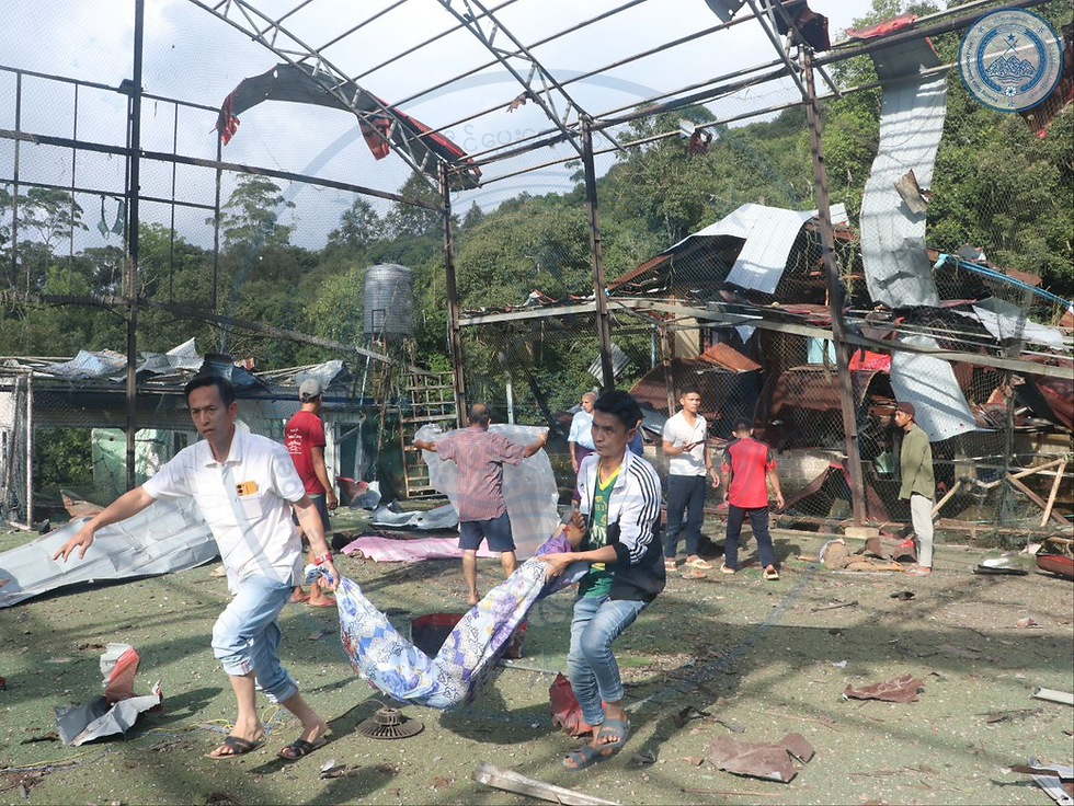 မိုးကုတ်ရှိ ဖူဆယ်ကွင်းဗုံးကြဲခံရပြီးနောက်မြင်တွေ့ရပုံ။