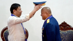 ဒူတာတေးရဲ့ မူးယစ်ဆေးဝါးစစ်ပွဲမှာပါဝင်ပတ်သက်ခဲ့တဲ့ ဖိလစ်ပိုင်ရဲချုပ်ဟောင်းကို အိုင်စီစီကဖမ်းဆီးဖို့ ကြိုးစား