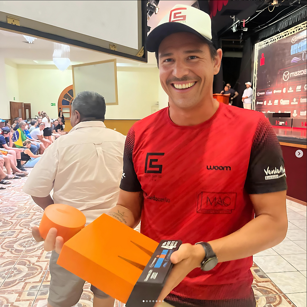 Foto do 4º lugar na categoria 35-39 no IRONMAN COZUMEL 2022 - Nessa prova garantiu a vaga para Kona 2023 (eram 4 slots). Fonte Anderson Schreiner Amaral.
