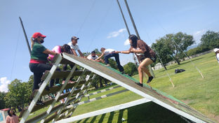 CAMPAMENTO DE BIENVENIDA