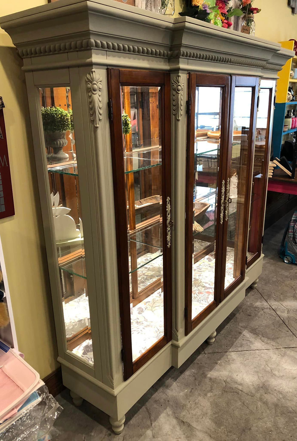 SageDisplayCabinet2