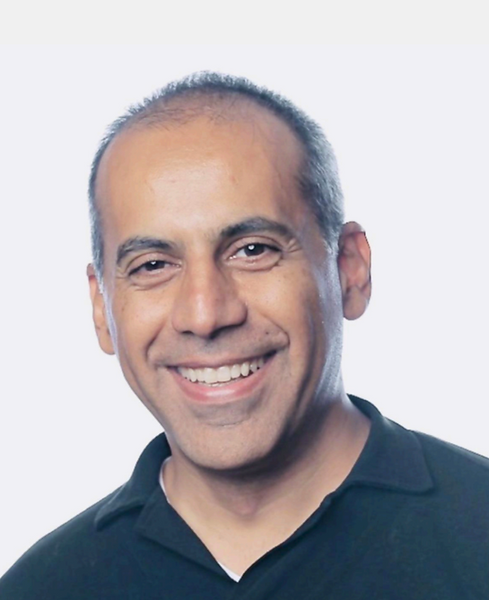 fallahpoiur headhsot.png