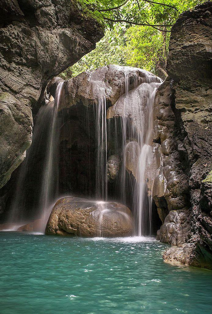 Jamaica coastal road
