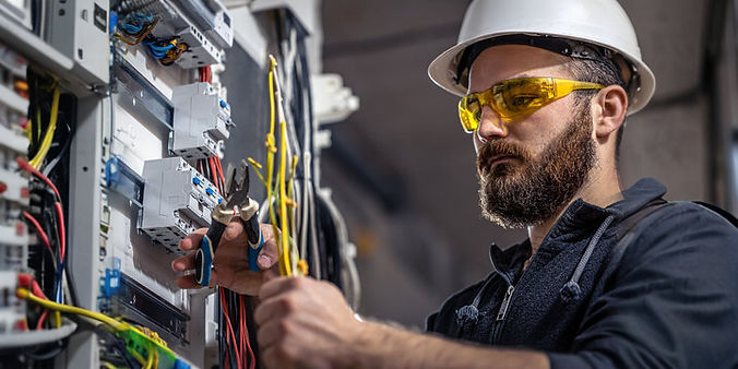 electrician_edited.jpg