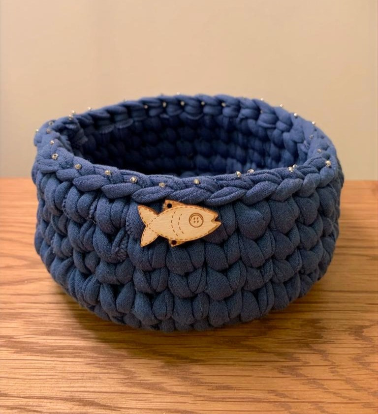 Crocheted trinket dishes