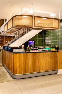 Ilha de pesagem e bebidas