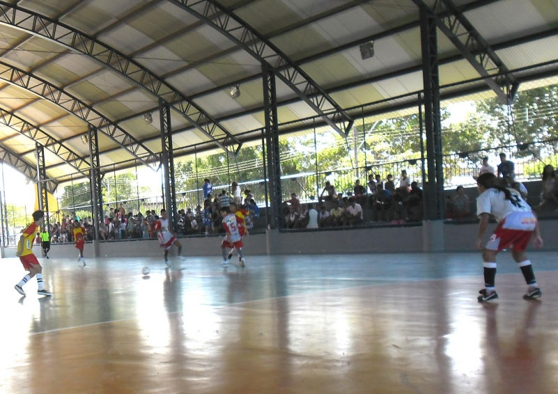 Centro_de_Vivência_Amélia_Boroto_2.JPG