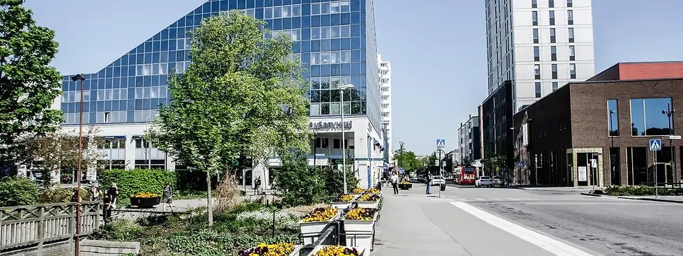 25848114-omradet-upplands-vasby-stationsomrade-busstorget-12.webp