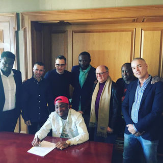 DAVIDO signed a deal with SONY MUSIC!