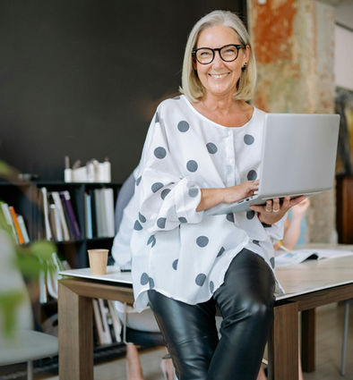 Boutique branding experience to elevate a Pittsburgh's Luxury Fashion brand