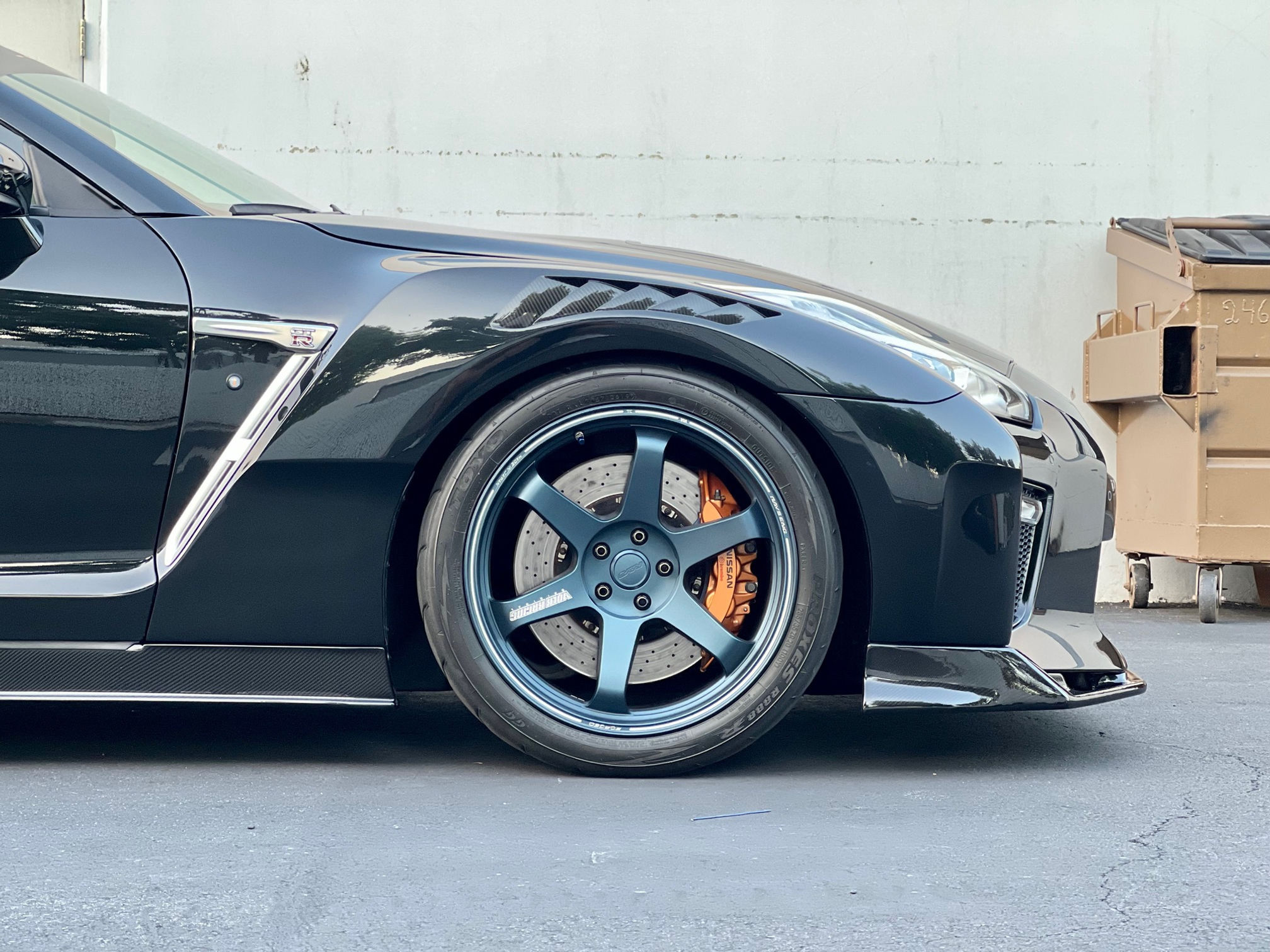 N-Tune Spec T Wide Vented Fenders (FRP/CF): 2017-2021 Nissan R35 GTR