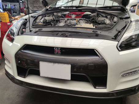R35 GT-R マフラー交換作業