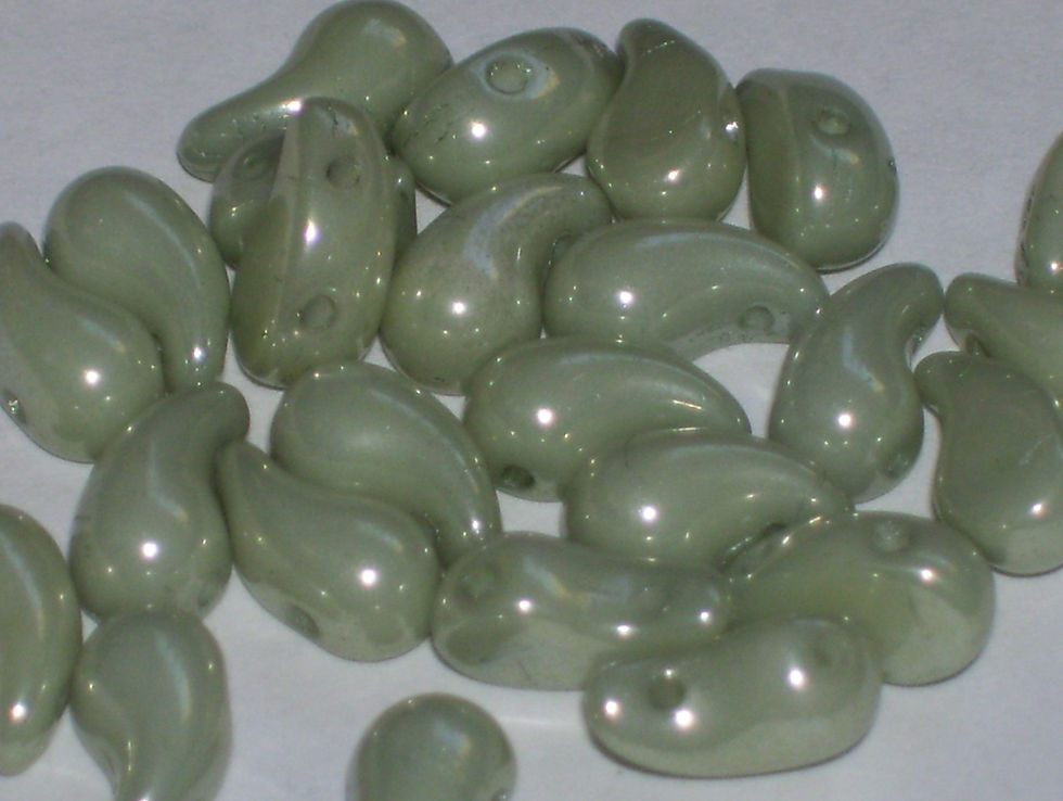 White Green Luster Left
