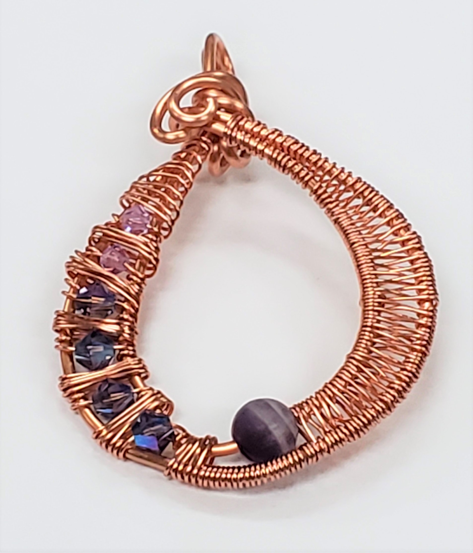 Oval Figure Wrap pendant
