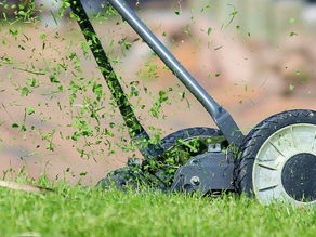 lawn mowing and gardening services in Adelaide