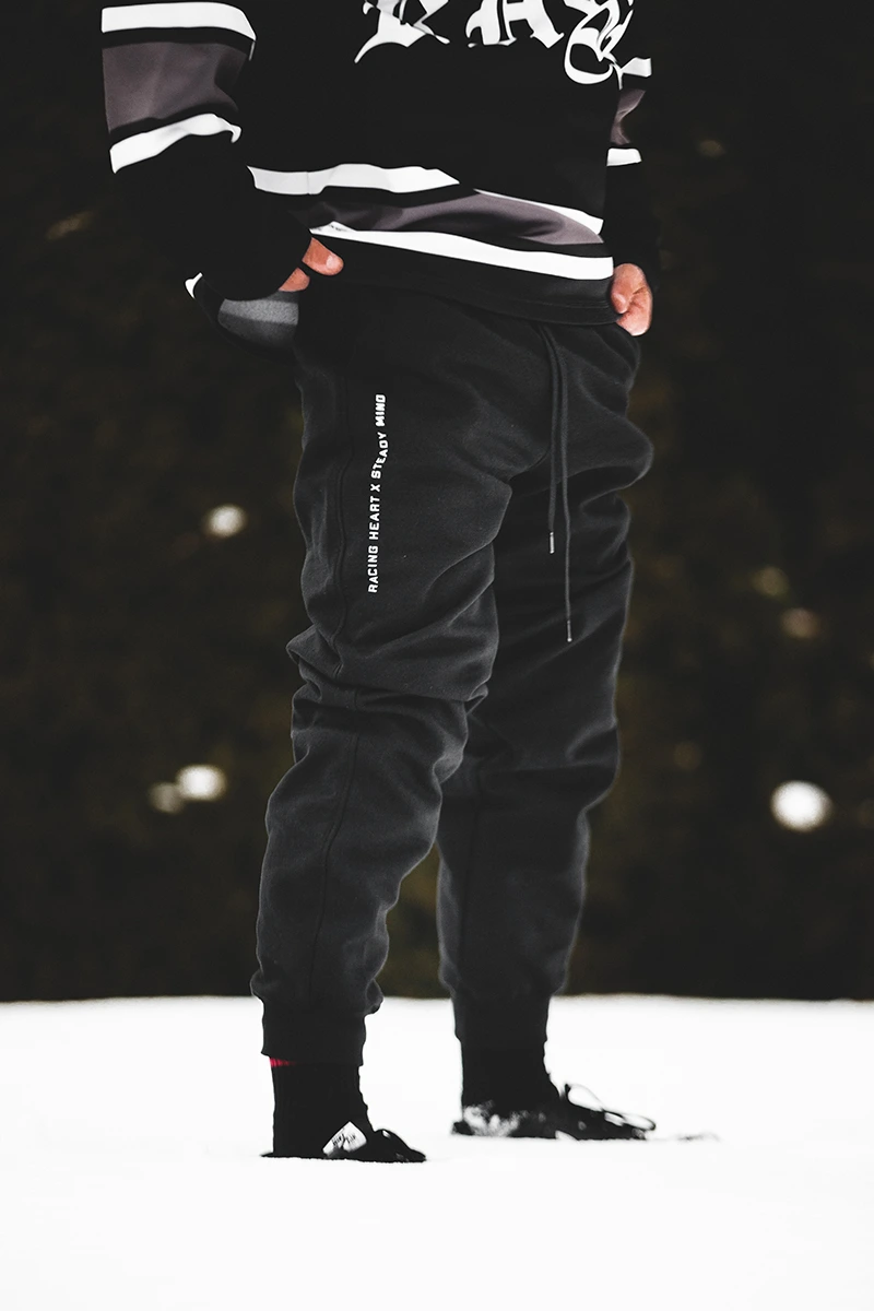 Classic Fit Sweatpants in Black