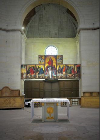 Une copie du retable de Van der Weyden exposée sous le dôme de l'église Saint-Louis à l'oc