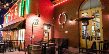 Olde - Town - Night-3.jpg