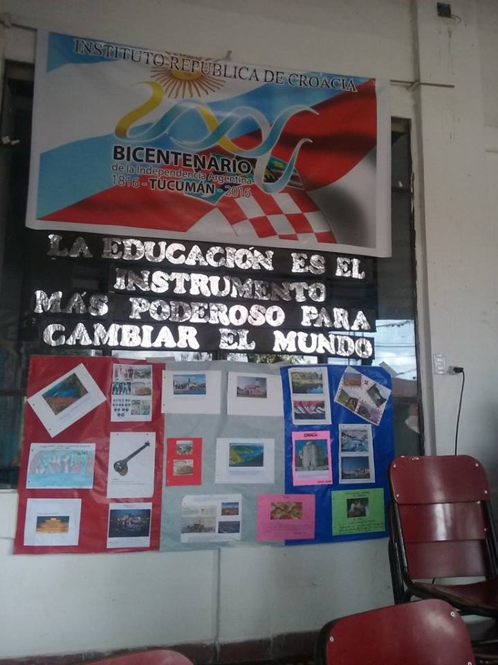 Una escuela que se compromete con los derechos de las mujeres