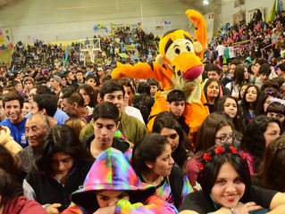 Estudiantina 2015: Actividad Solidaria y elección del rey