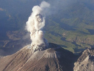 Refuerzan monitoreo de la actividad volcánica
