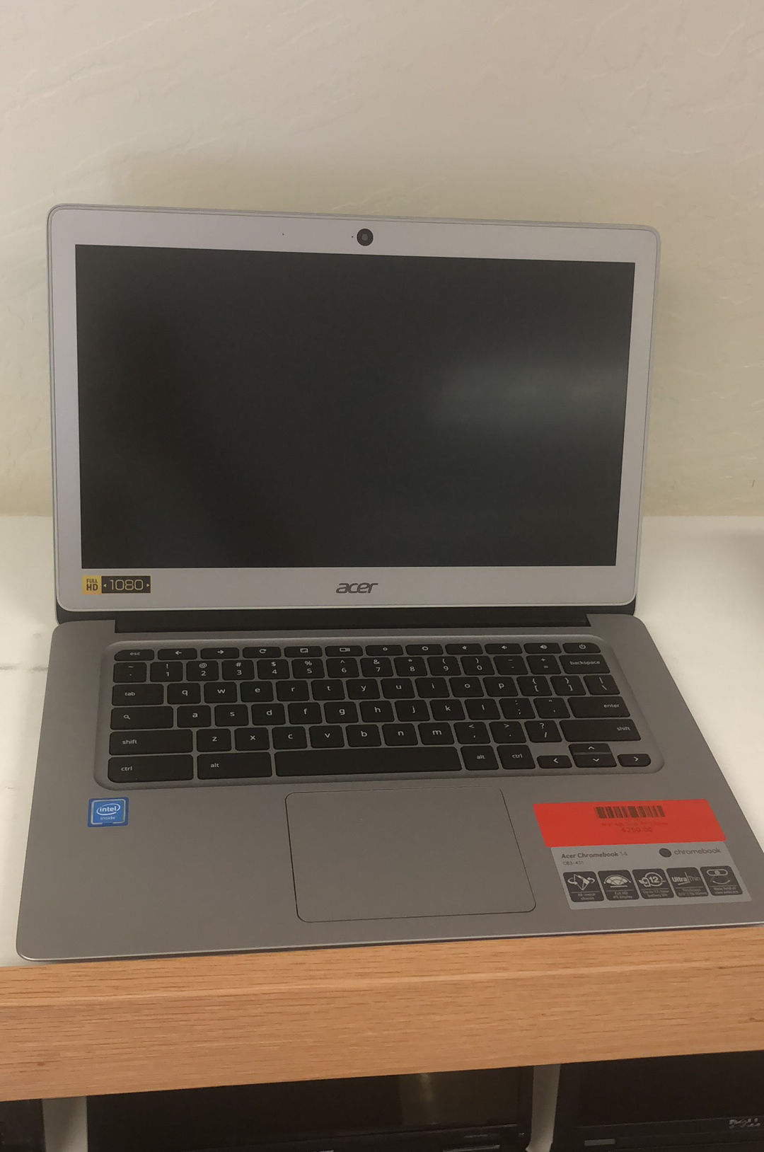Acer premium chromebook 4gb 32gb IPS Display