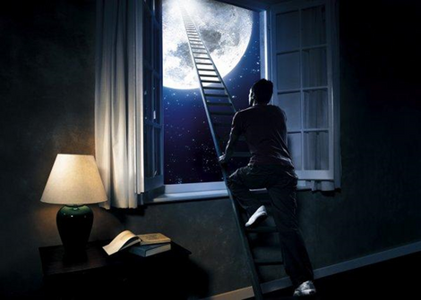 A person sitting in bed looking at a mysterious dreamlike scene, representing dreams as the beginning of a thriller story.