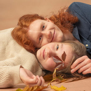 📸 Jesienne portrety w Krakowie – jak uchwycić emocje i autentyczność w zdjęciach