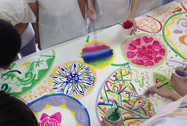 香港藝術治療輔導與教育 Hong Kong Art Therapy and Education Ensuring healthy psychological growth for every child and youngsters.