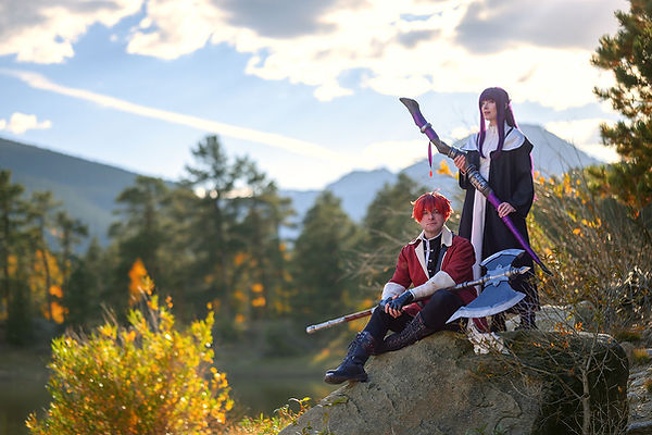 Kyle and Malinda Cosplaying as Stark and Fern from Frieren. Photography by Mahou Maddie