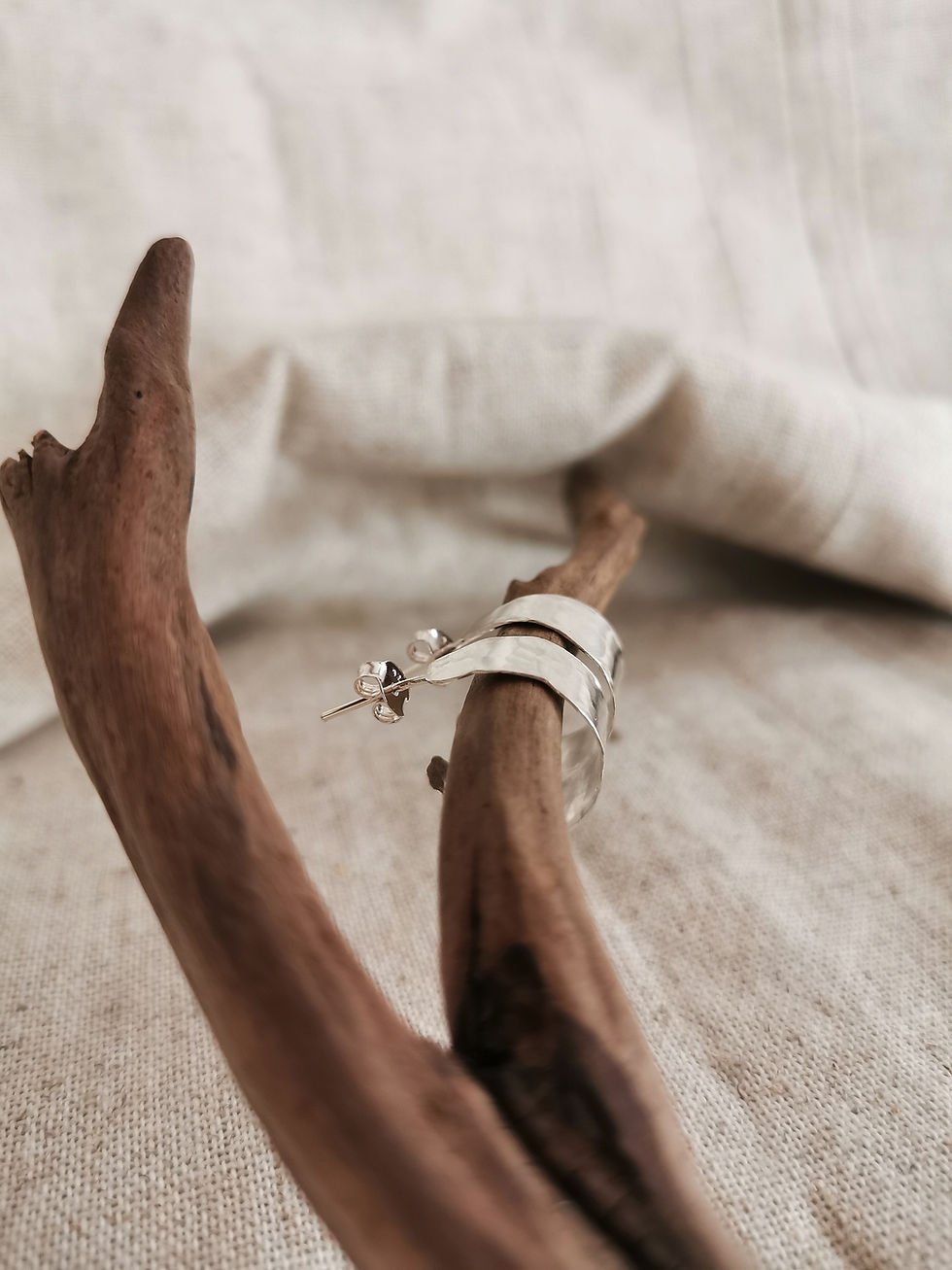Thumbnail: THYA// Hammered Stud Loops