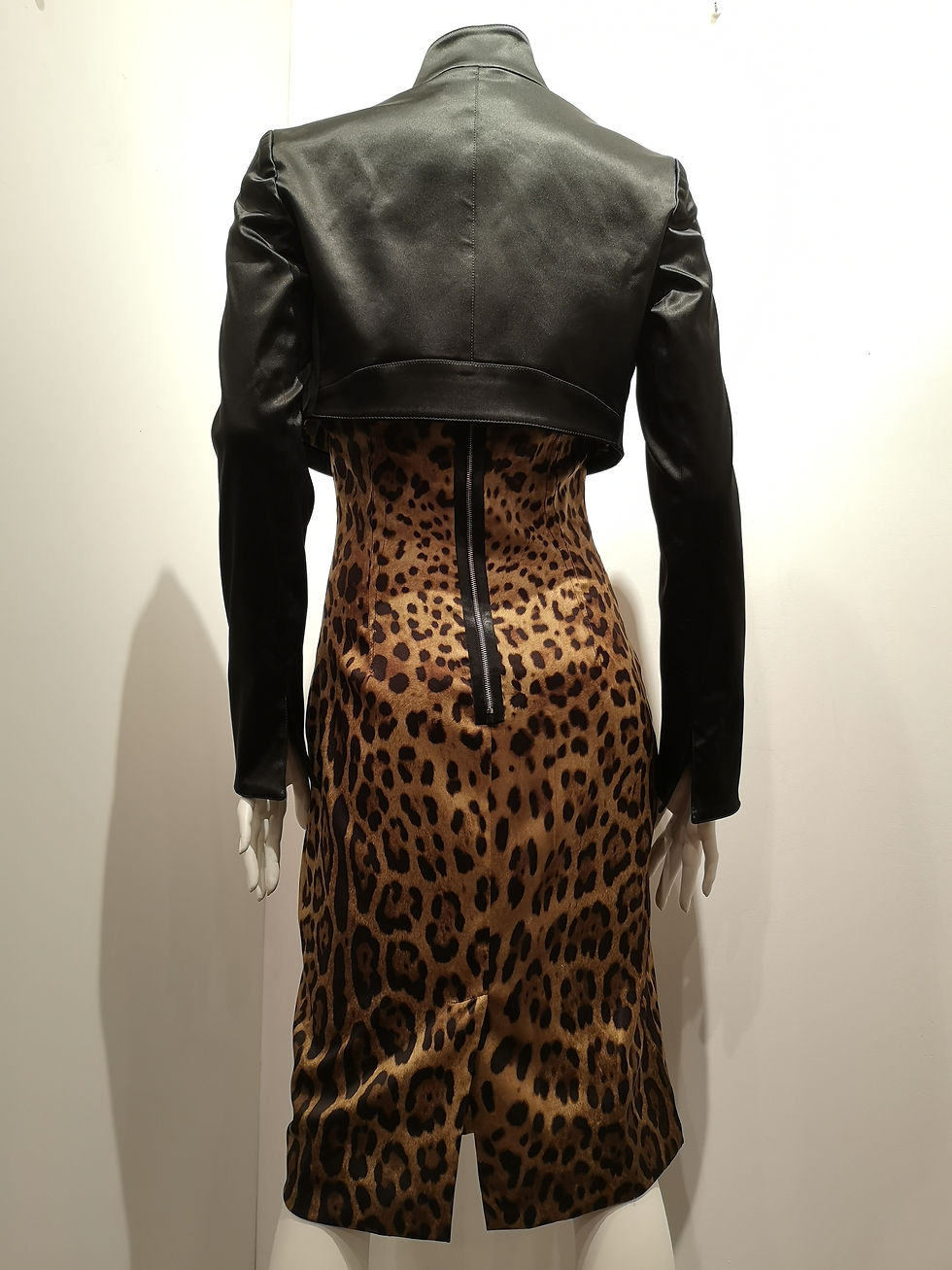 Miniature : DOLCE GABBANA - Robe et veston motif léopard - 42-44