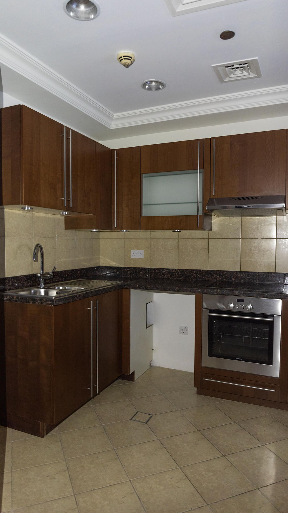 Thumbnail: Palm Jumeirah Golden Mile 4