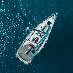 How to Choose the Right Inverter Size for Your Yacht