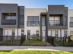 13 Lapis Walk Craigieburn