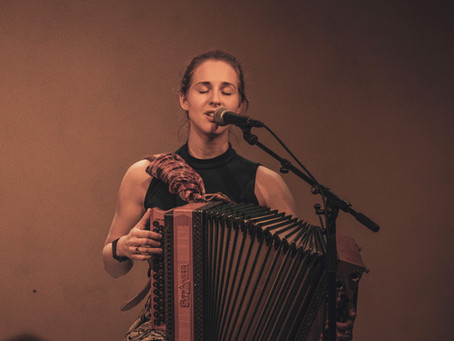 Steirische Harmonika Unterricht Barbara Ströbl