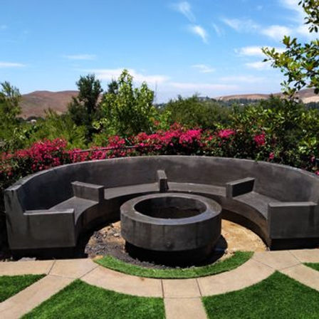 outdoor celebrity seating with fire pit