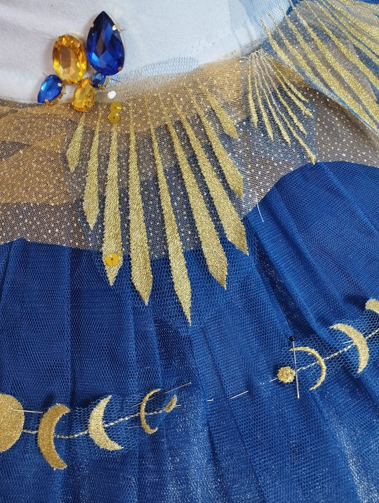 Photo broderie dorée