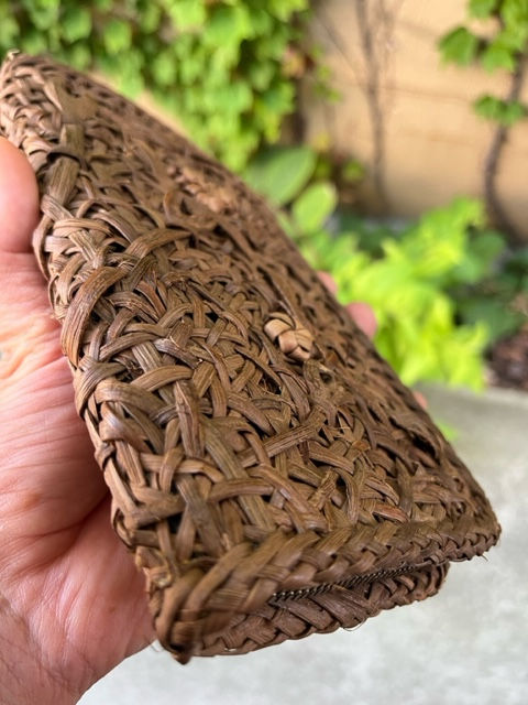 山ぶどう皮 極細乱れ編み花むすび模様入り財布 | 宮本工芸