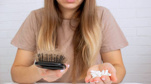 Queda de cabelo por deficiência vitamínica