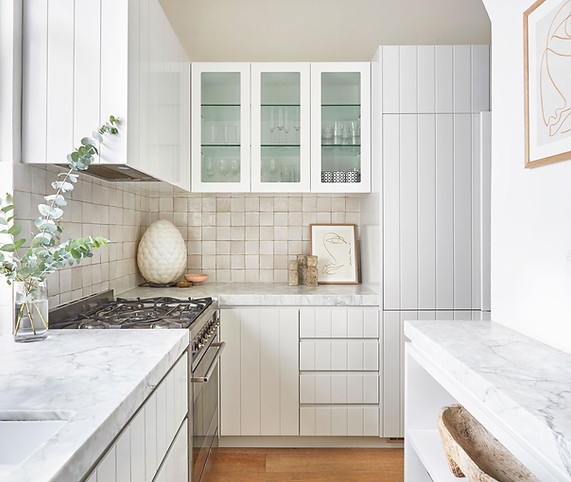 Interior Design, Kitchen, Tropical, Kitchen Table, Rattan, Lamps, Bright, Airy, Elegant, Felicity Bloom Design, Tiles