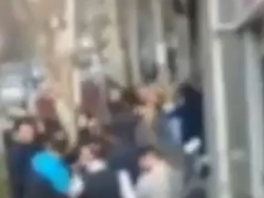 Protest by employees of Refah store